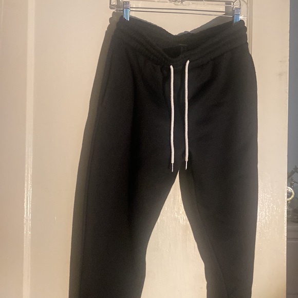 soft plain black sweatpants - Picture 2 of 5